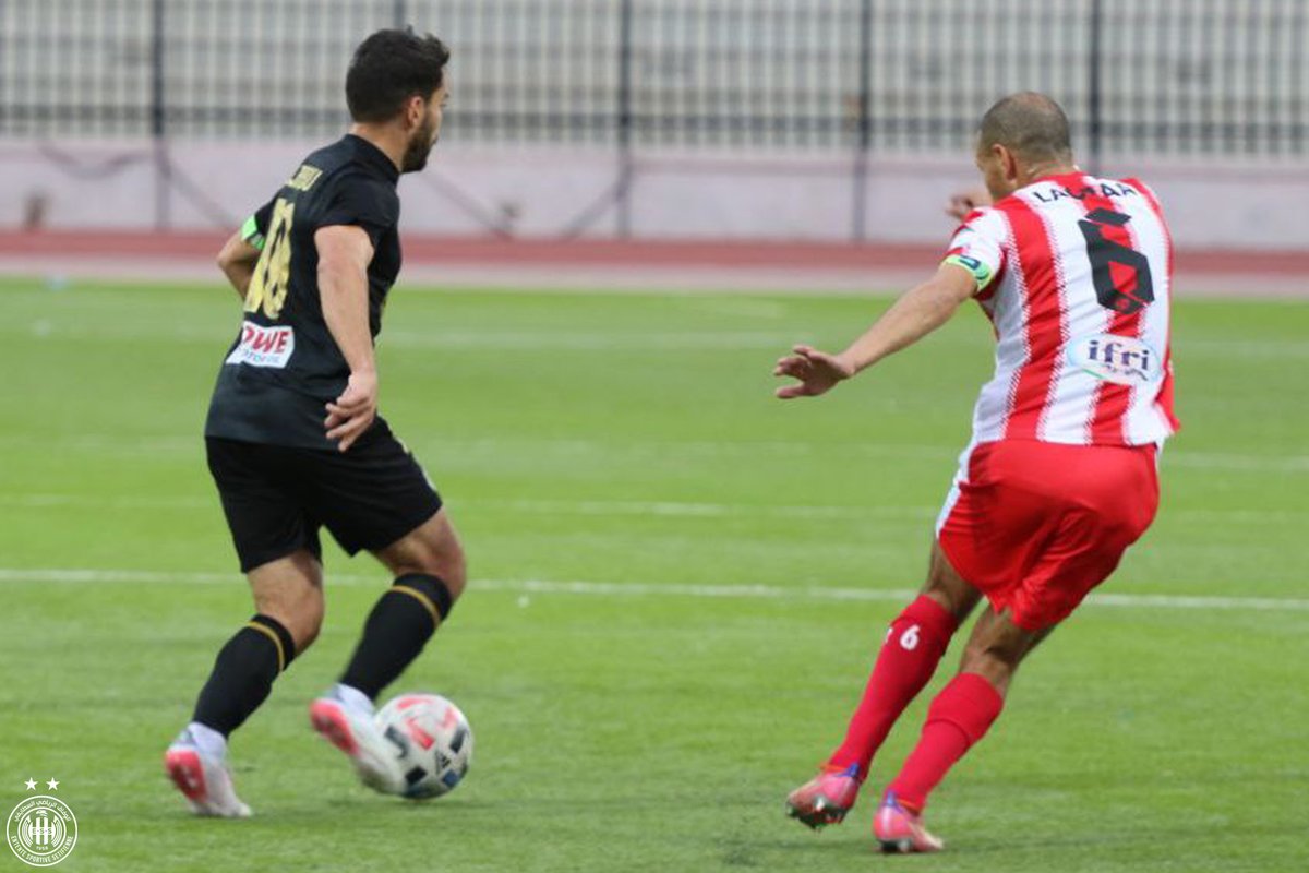 essetifienne's tweet photo. 📸 | تعادل وفاق سطيف أمام المستضيف مولودية وهران (0-0)
#MCOESS
#TeamEss | #AllezLEntente 🏁🦅 https://t.co/T8pStt0g9e