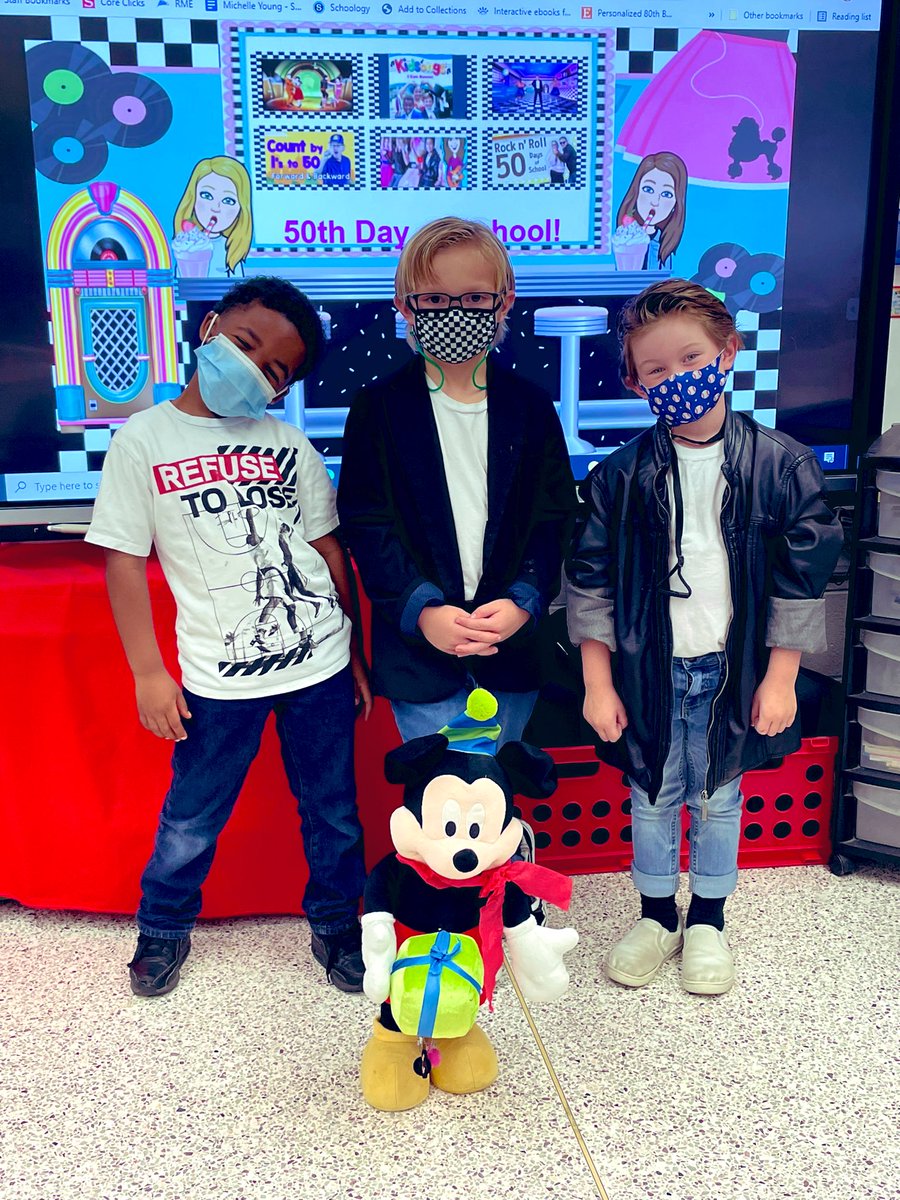 RedMillMickeys's tweet photo. 50 days of Mickey friendship! What a great way to celebrate!โค๏ธ@RMESPrincipal @NclKeros #RedMillRocks https://t.co/438YvxGpcE