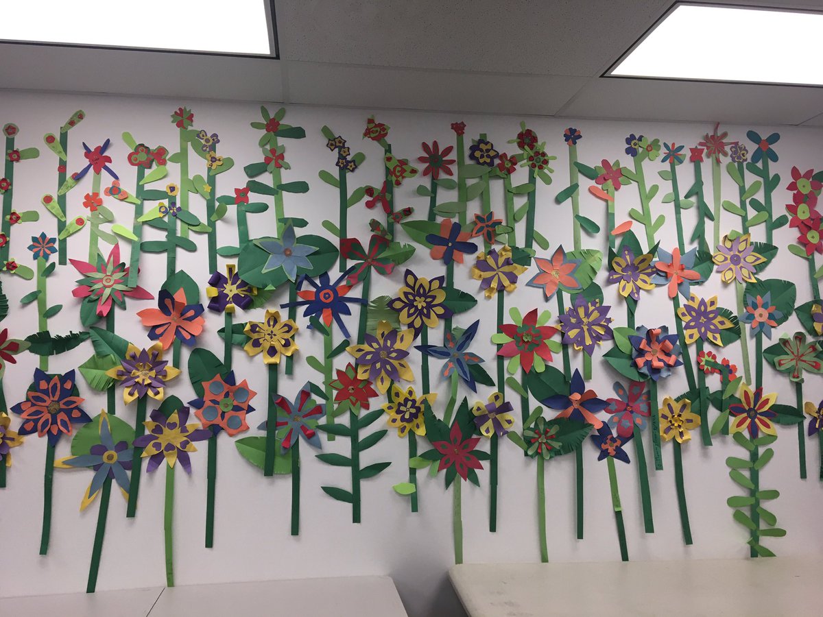 MelzerMLions's tweet photo. Beauty all around @MelzerMLions! Students will be so excited to see it when they return. Have a restful break! #63success #63forward https://t.co/G4krOSCyKn