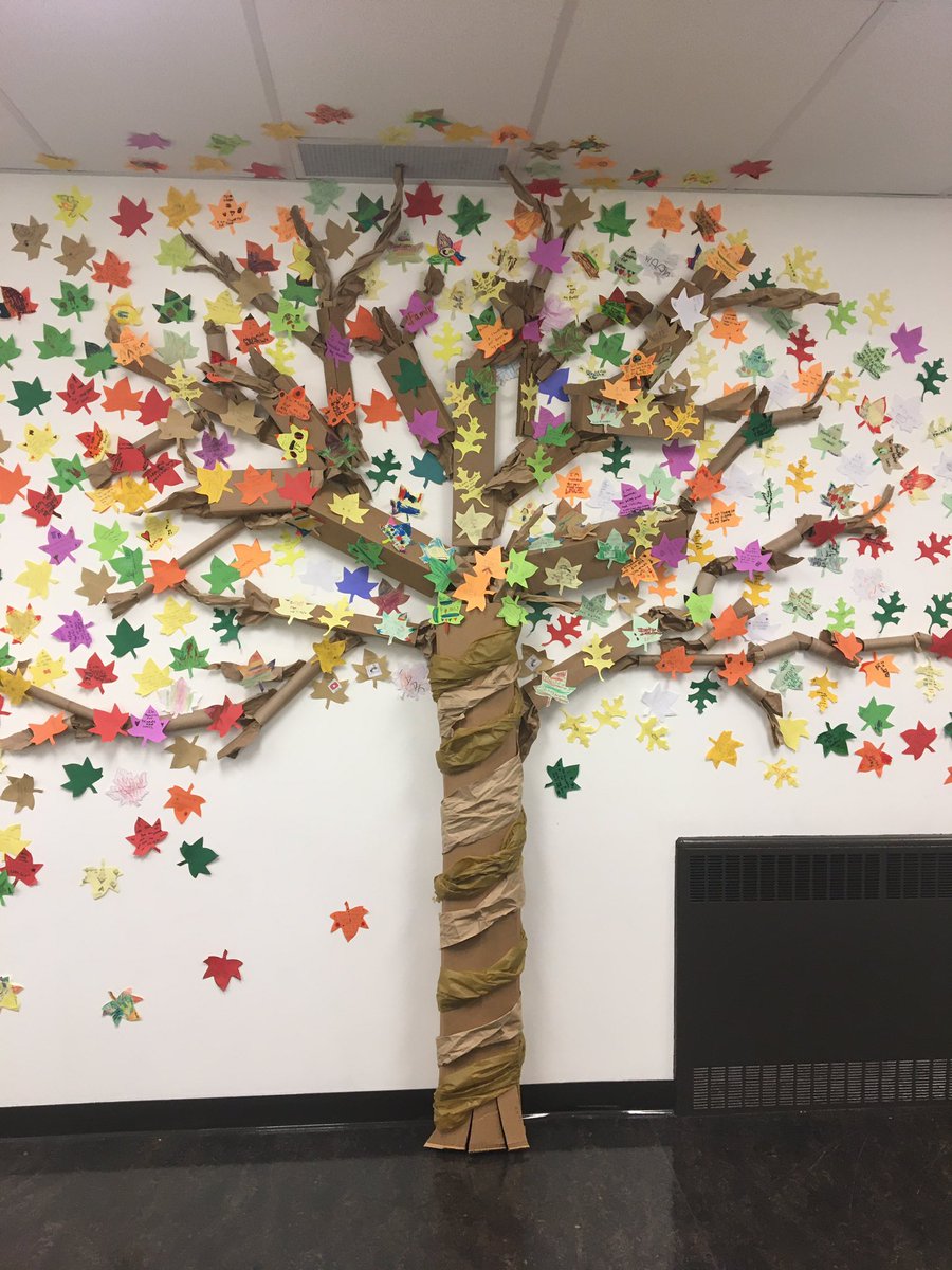 MelzerMLions's tweet photo. Beauty all around @MelzerMLions! Students will be so excited to see it when they return. Have a restful break! #63success #63forward https://t.co/G4krOSCyKn