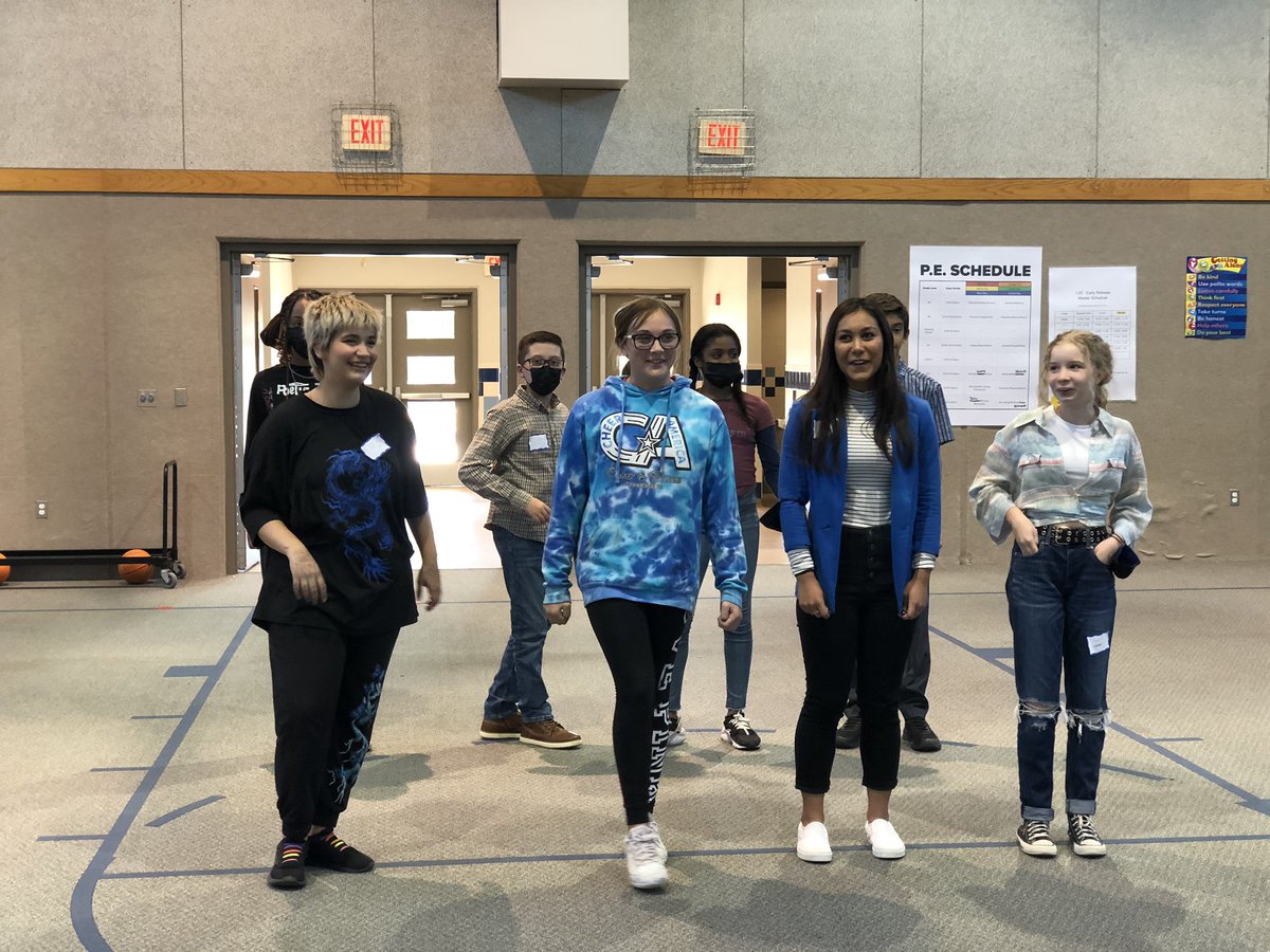 Browns_Class's tweet photo. Great work today with LMS’s new leaders @LeanderTigers @LeanderISD https://t.co/5ZX3xahY7p