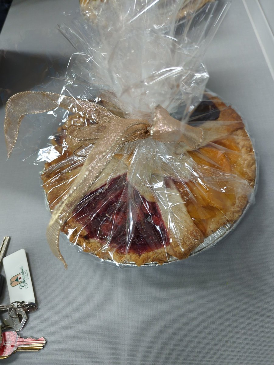 Yummy!!! I can't wait to celebrate being grateful! Thank you so much <a href="/fox_pto/">Fox Elementary PTO</a> Have a blessed and safe Thanksgiving❤️🥧🥧