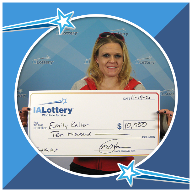 ialottery's tweet photo. Two big winners to head into the weekend! Tera Hoffeditz of #Douds won a $100,000 #Powerball prize on a ticket from Libertyville Gas & Goodies, and Emily Keller of #Bloomfield landed a $10,000 "Find the Nut!" top prize on a ticket from @YeswayStores in #Ottumwa! #WooHooForYou https://t.co/7tOzLa50HS