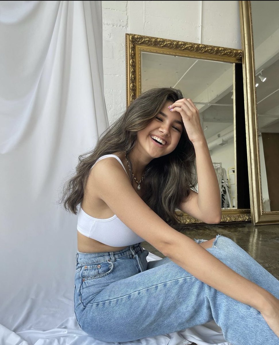 Greyson Shepherd 

20 years old. • model • nsfw • college student • ships with chem • bisexual •