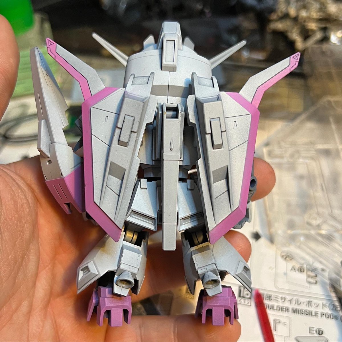 OkinaOka's tweet photo. SD Zeta III… all airbrush work complete!!
#SDCS #superdeformed #zeta #zetagundam #gundam #gunpla #mobilesuit #mobilesuitgundam #mobilesuitgundamzeta #bandai #zeta2point0 #gunplabuilder #gunplabuilders #gunplaclubuk #kamillebidan #uc #universalcentury #aeug #argama #uc086 https://t.co/TDcva3RTMn