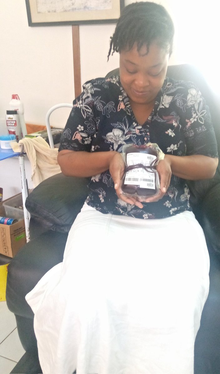 TariChef's tweet photo. On the 3rd attempt, when she was starting to give up on being a donor.. Pint rabva rabvuma kuzara. 🥂 to saving lives, a pint at a time💖
@NBSZbloodbank 
#Zimbabwe 
#SaveLives https://t.co/sTFOq3fcGG