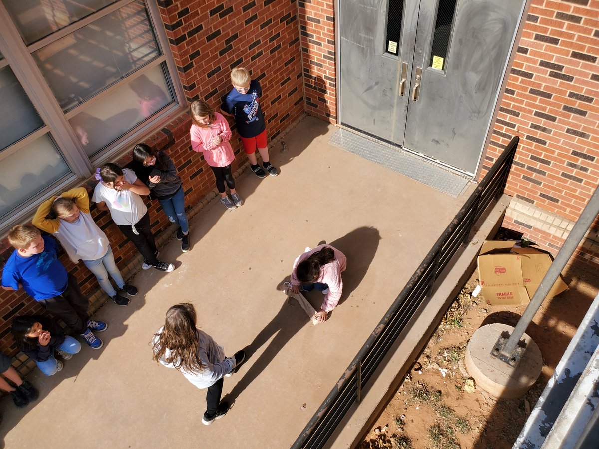 What better way to test gravity than to conduct an egg drop? Some Ss succeeded in defying gravity! And gravity prevailed for others! <a href="/WFISDschools/">Wichita Falls ISD</a> <a href="/crockettwfisd/">Crockett Coyotes</a>