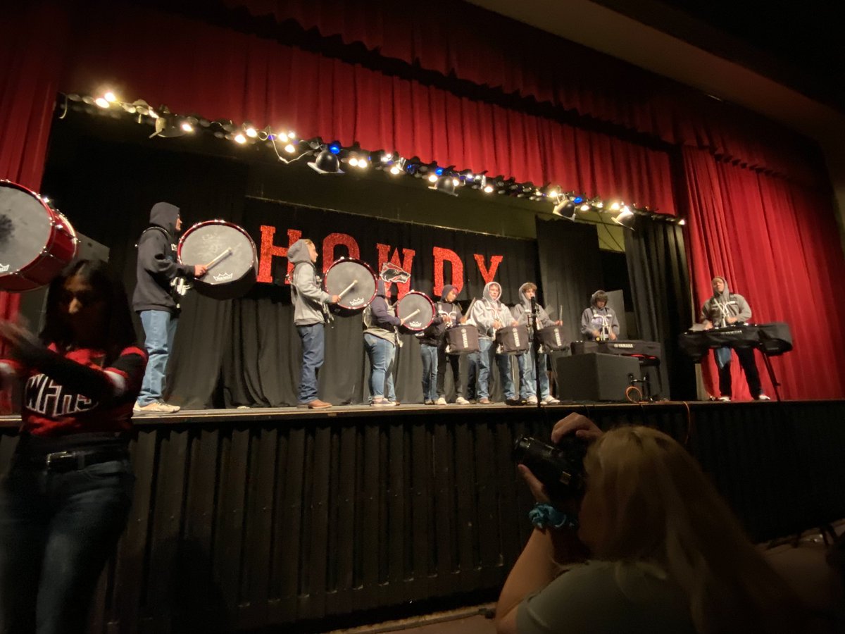 WFHS Big Red Band tweet media