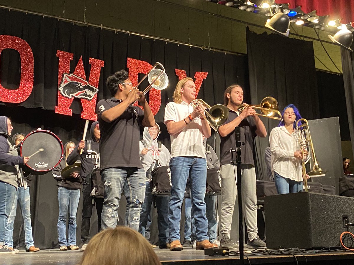 WFHS Big Red Band tweet media