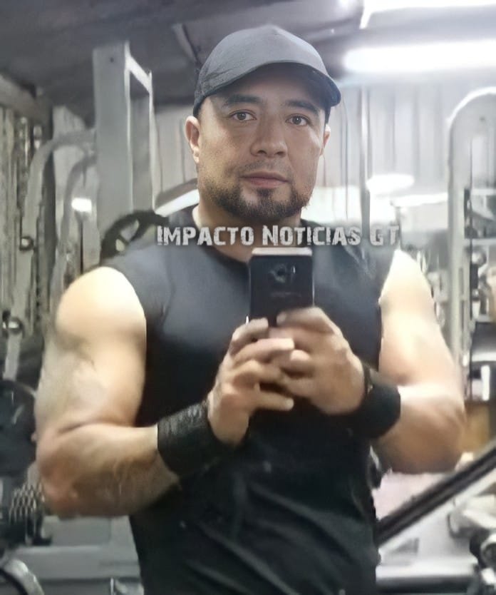 Arleny1581's tweet photo. En junio de 2008, Luis Giovanni Prado fue condenado a 22 años de cárcel por abusos deshonestos violentos y violación contra dos mujeres y una menor. Salió libre en enero de 2021. Hace unos días secuestró a una menor y la liberó unas horas después al divulgarse el video del hecho. https://t.co/0et4SJRXRm