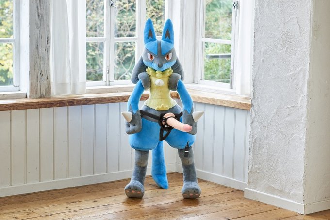 Really considering getting that life-size lucario plush... https://t.co/Yrg44IKIge