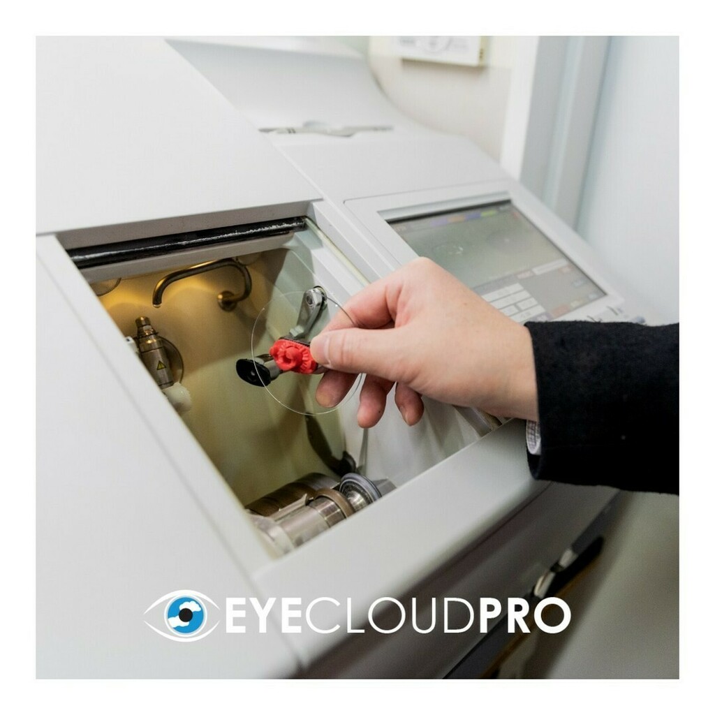 EyeCloud_Pro's tweet photo. In Eye Cloud Pro, with just one click, you can review a list in the Dashboard that shows the current status of each job in your lab! 😎
.
#eyecloudpro #software #opticalpos #pointofsale #optometry #optical #optician #optometrist #eyedoctor #eyewear #p… https://t.co/DXTdr1wbHN https://t.co/mBKx2qaKE7