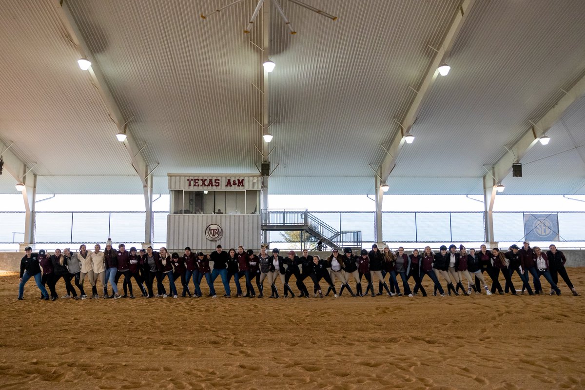 Plenty of reasons to smile 😁

#EyesUp | #GigEm