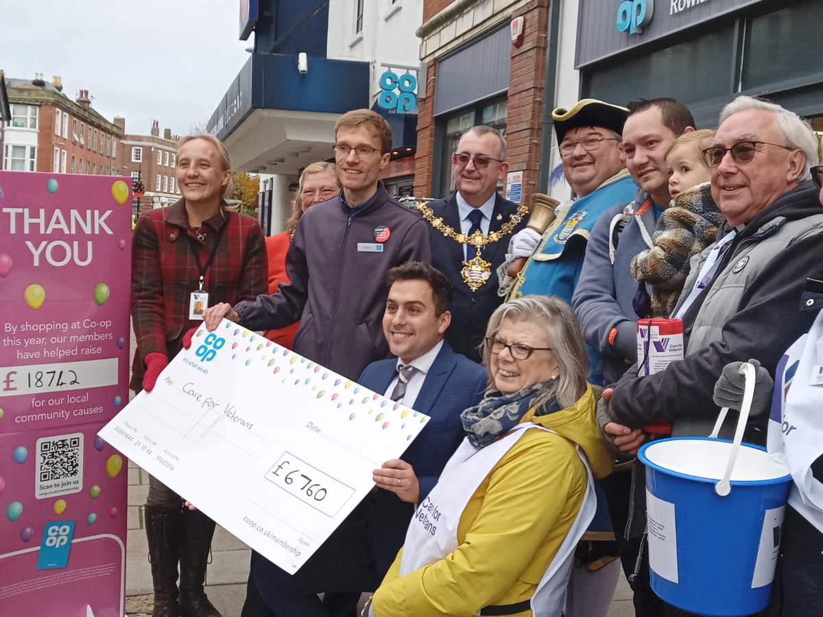 Delighted to join Store Managers from @coopuk to present a massive Cheque for £6760 to Care for Veterans in Worthing. #ItsWhatWeDo #JoinaCoop