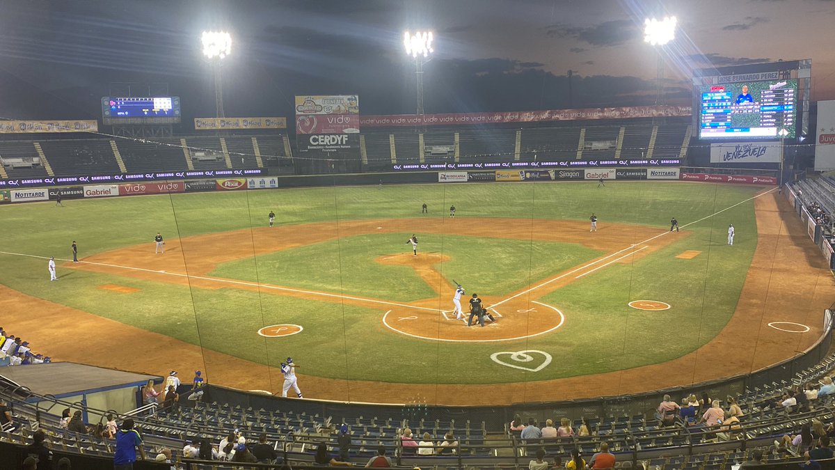 HOT Sports 94.1 FM tweet media