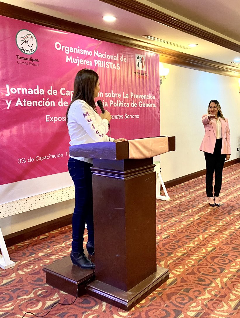claudisGarcia's tweet photo. Hoy reafirmé mi lealtad #priista asumiendo la Presidencia del #ONMPRI #reynosa trabajaré de manera firme y decidida por un ONMPRI fuerte y unido!! https://t.co/hDpqiPlgYd