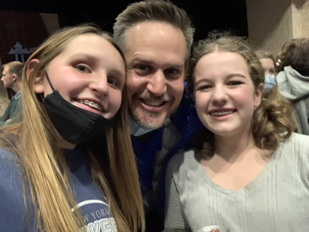 Kroll_Rob's tweet photo. You MUST go see @hornet4n6 perform! Last chance tomorrow at 3pm! So, so, proud of this cast! #FredRocks https://t.co/MpFmgUyhrG