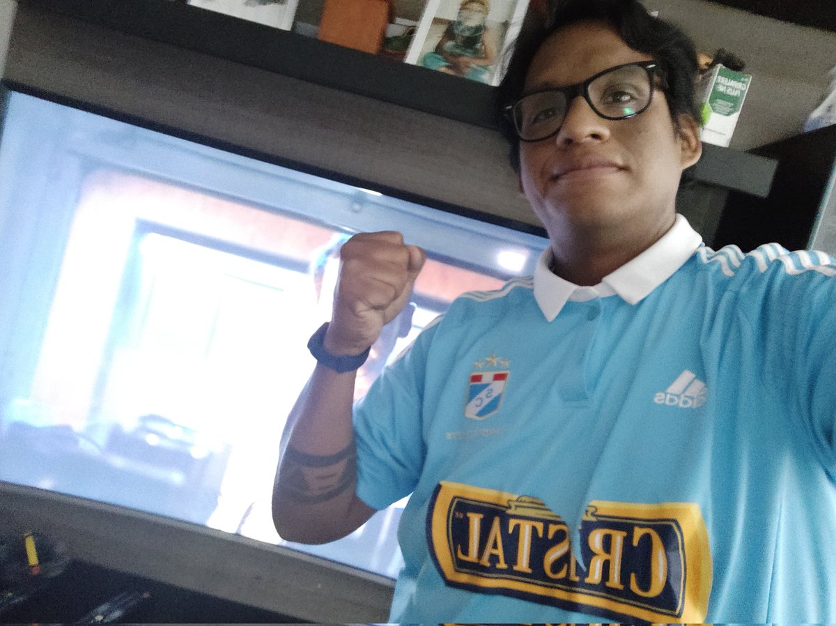 thewocck's tweet photo. #lafinalenalangulo después de pelearme 2 horas en la web.. la fe es lo más importante ..@MovistarDeporPe https://t.co/dmIlgNQ734