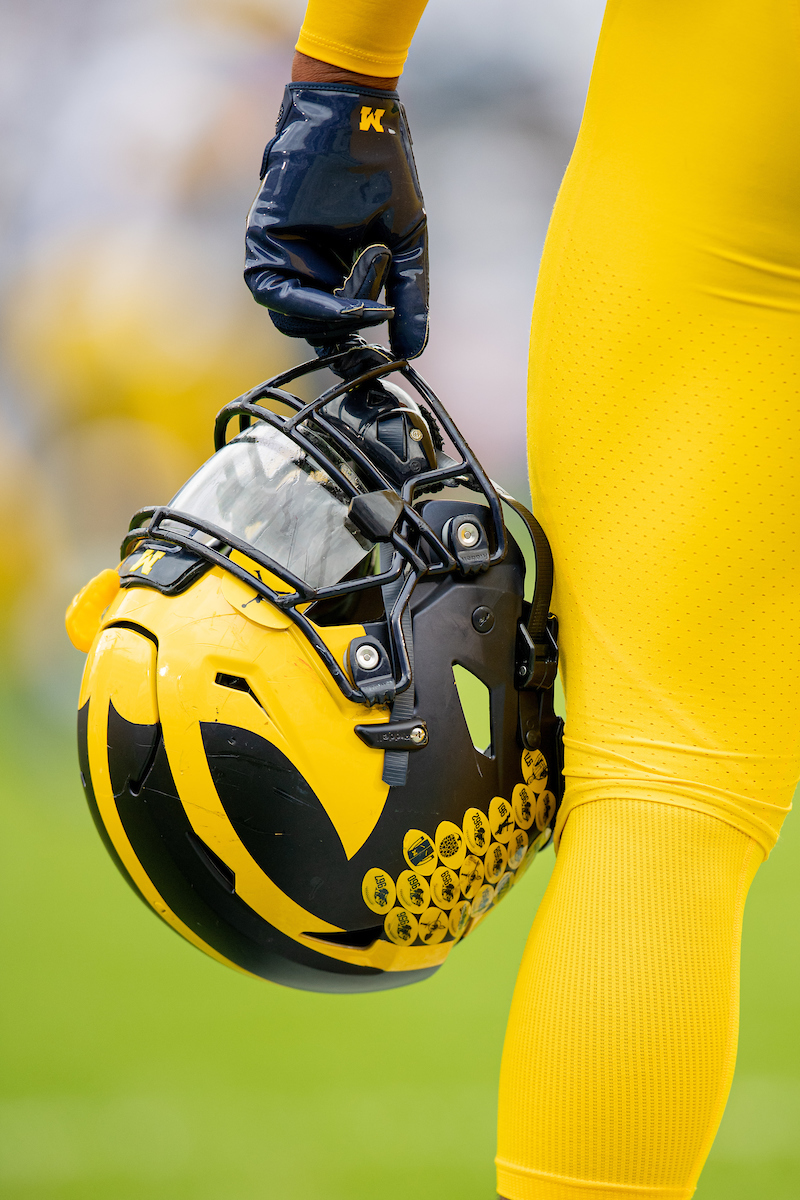 UMichFootball's tweet photo. 🔐

#GoBlue https://t.co/d2EeeE3VsF