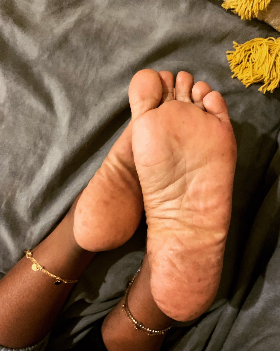 ohsolehot's tweet photo. I want your souls! 
#footfairy #barefeet #footslave #baresoles #sellingcontent 

https://t.co/aeSOtihGEA https://t.co/8a9Z0ZCVey