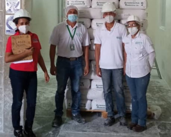 sacs_monagas's tweet photo. #SacsAvanza Desde el Municipio Libertador,  se realiza inspección Higienico-sanitaria a establecimiento Tipo I, para aprobación de su permiso sanitario @alimentosInocu1 @SACS_MPPS https://t.co/SpQJKwbNib