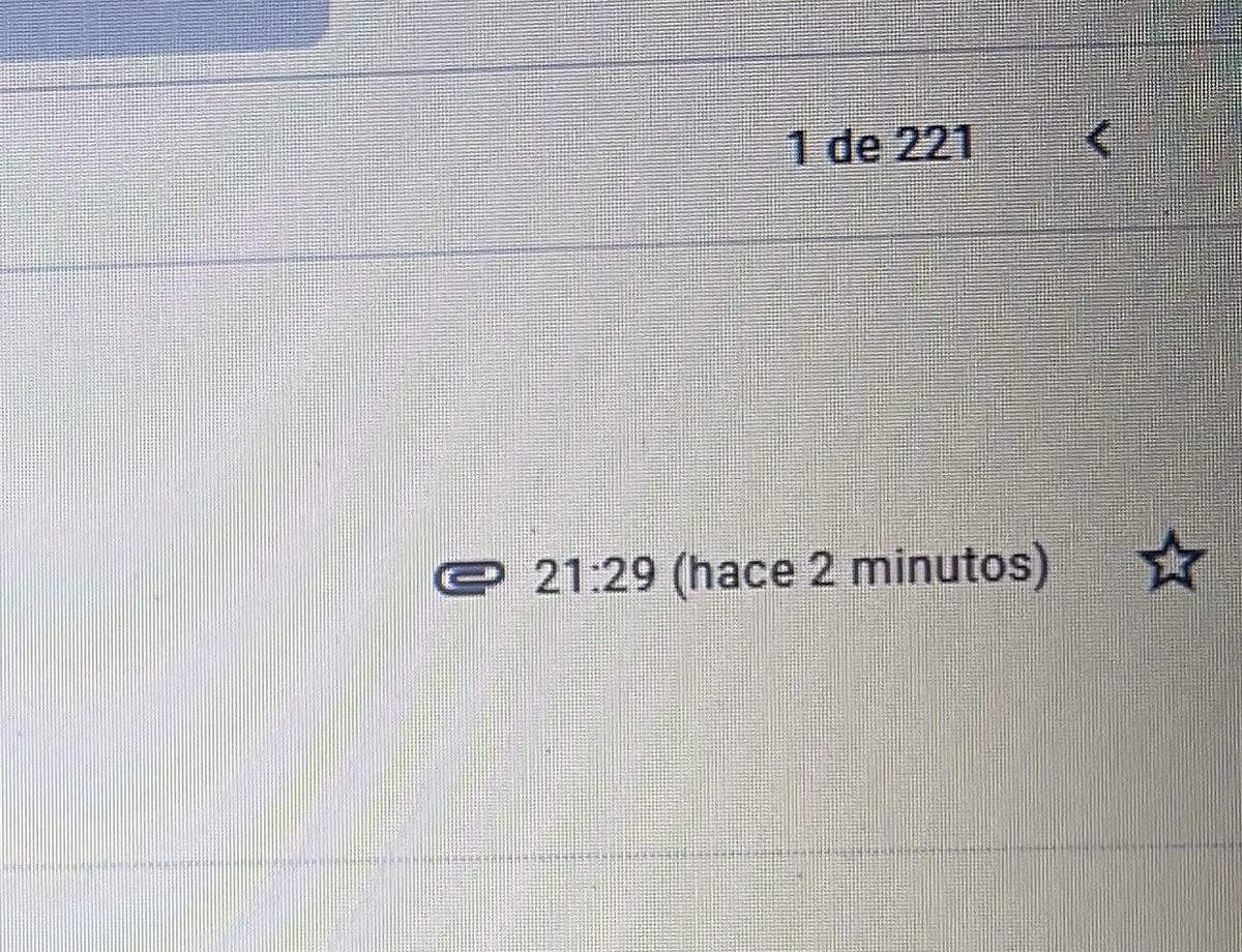 PaulaFQ2002's tweet photo. La entrega de podía hacer hasta las 21:30. Permiso, voy a ir a ranchar del estrés que tenía 🥱 https://t.co/d8nZ0zPFg1