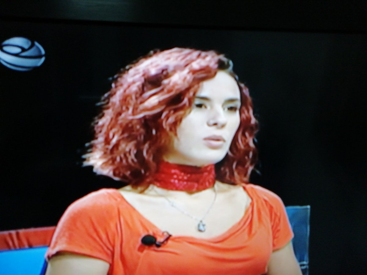 DrRobertoMOjeda's tweet photo. En programa de la TV #Cuba Palabra Precisa, los jóvenes panelistas reiteran que #Revolución es justicia social y requiere más participación popular. #CubaVive #VamosPorMás @DiazCanelB https://t.co/qxELmVO2lE