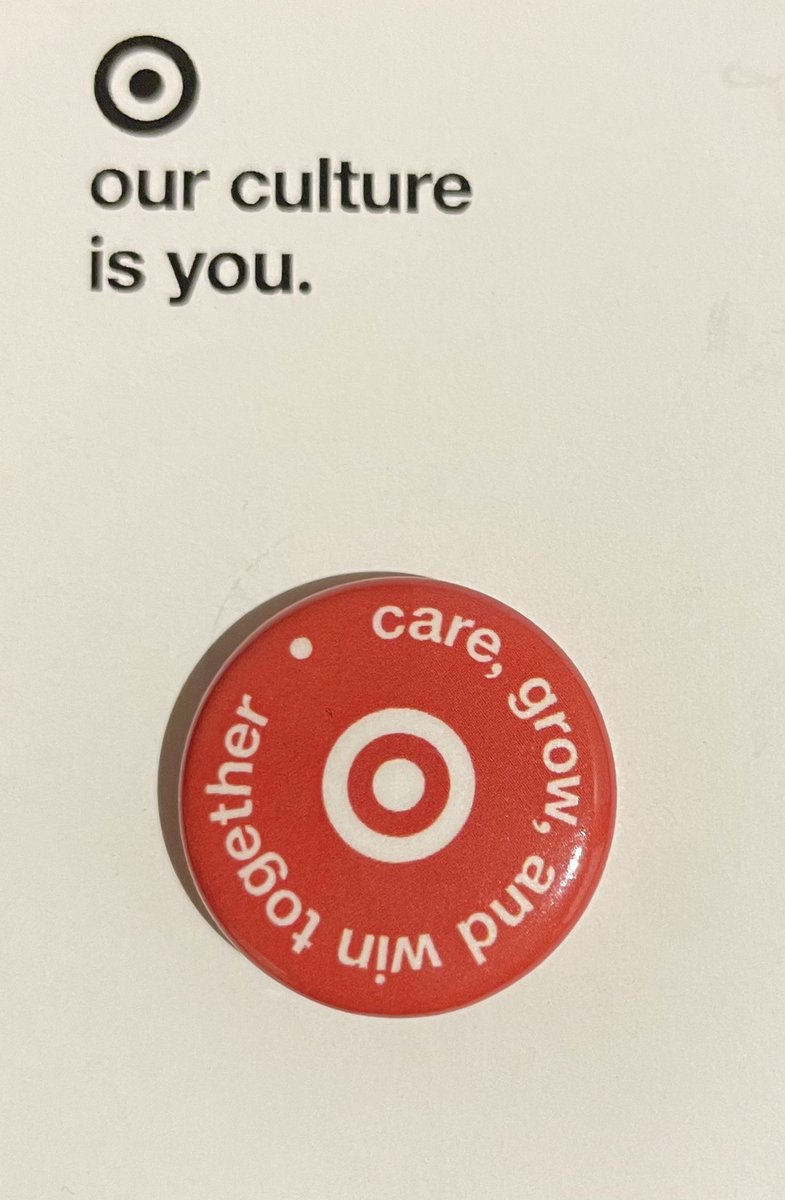 Today as I hosted a Target Welcome, I had the BEST surprise! A visit from GVP Leandra where she gave me a pin of appreciation. I am still smiling! Thank you, Leandra! 🎉🎯 This moment ranks as one of my very favorites at Target!