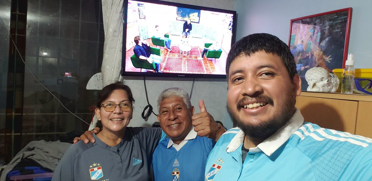 Alex31624's tweet photo. Listos para la gran final. Fuerza Cristal toda la vida.

#LaFinalEnAlAngulo https://t.co/KhFB5eim3K
