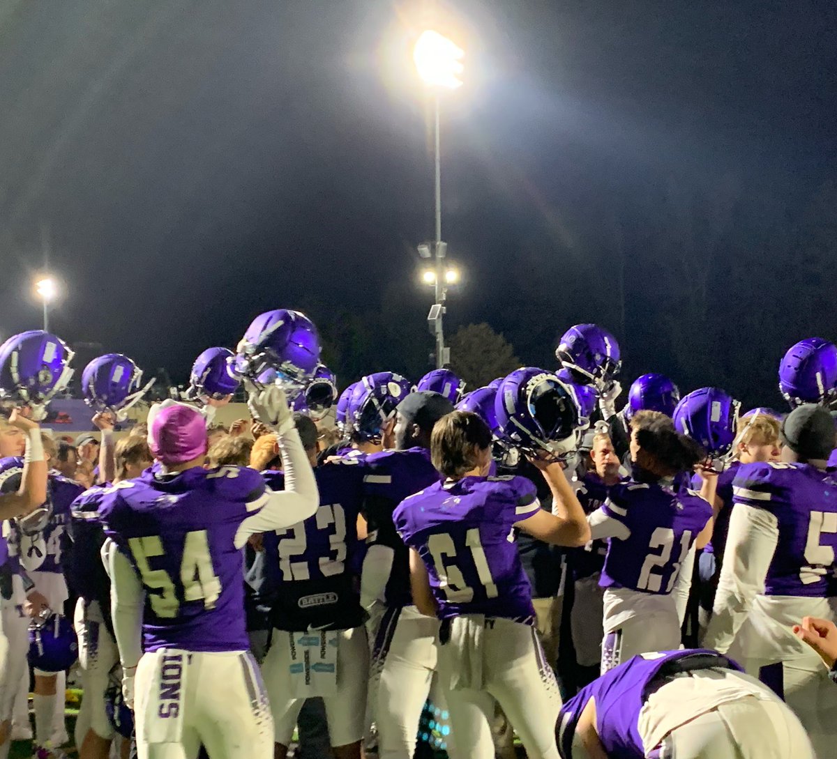 football_tcs's tweet image. Trinity with a 48-14 win over Athens Christian tonight to advance to the Elite 8!!!

#preparationandbrotherhood
#trinitystrong #wearetrinity #feartheroar #uncommon #family #smoke #748climb