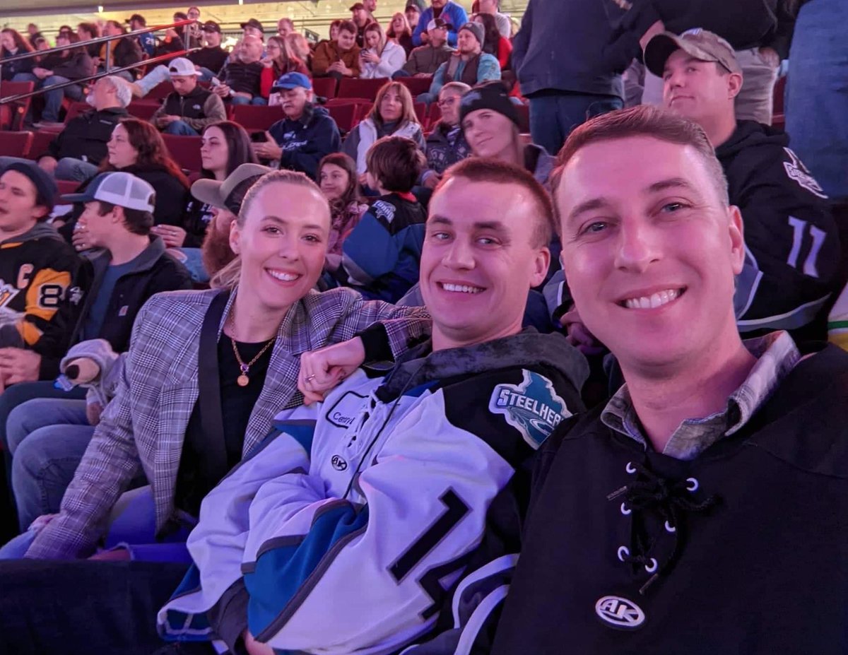 brie_thomason's tweet photo. #feelthesteel https://t.co/F3lLWeMCQR