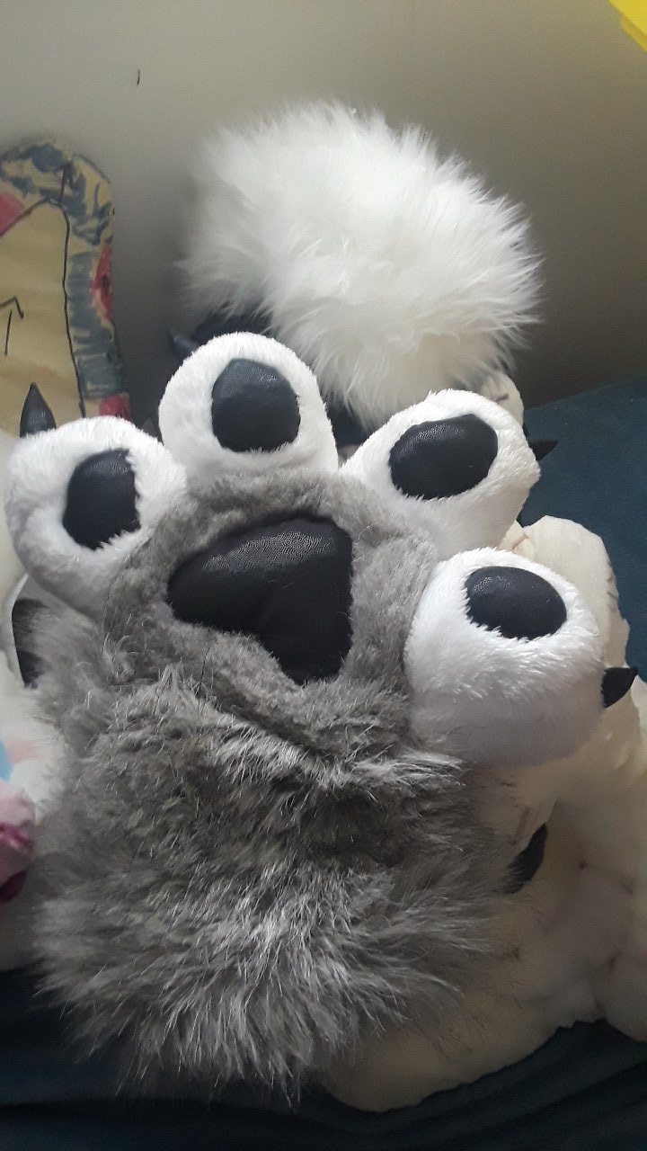 Holofox on Twitter: "Who can I commission to make me a jinx cosplay