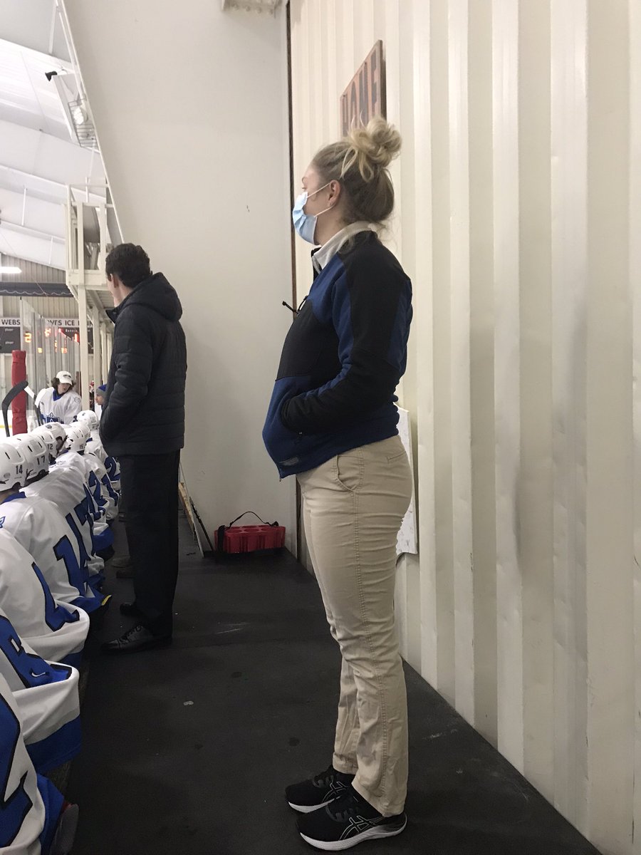 timsterhatc's tweet photo. What is a Friday night without @SLUBillzHockey? I am always grateful that the team allows @SLU_AT students to gain #Clinical #experience with the #coolestgameonearth #2Rules @SLU_AT_Society @sludchs https://t.co/yoBgKjK2S9