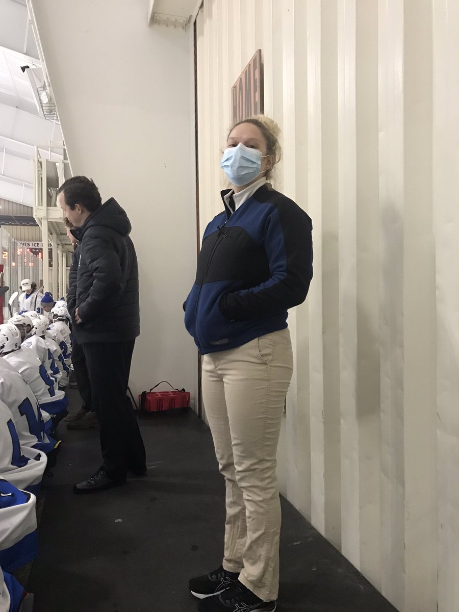timsterhatc's tweet photo. What is a Friday night without @SLUBillzHockey? I am always grateful that the team allows @SLU_AT students to gain #Clinical #experience with the #coolestgameonearth #2Rules @SLU_AT_Society @sludchs https://t.co/yoBgKjK2S9