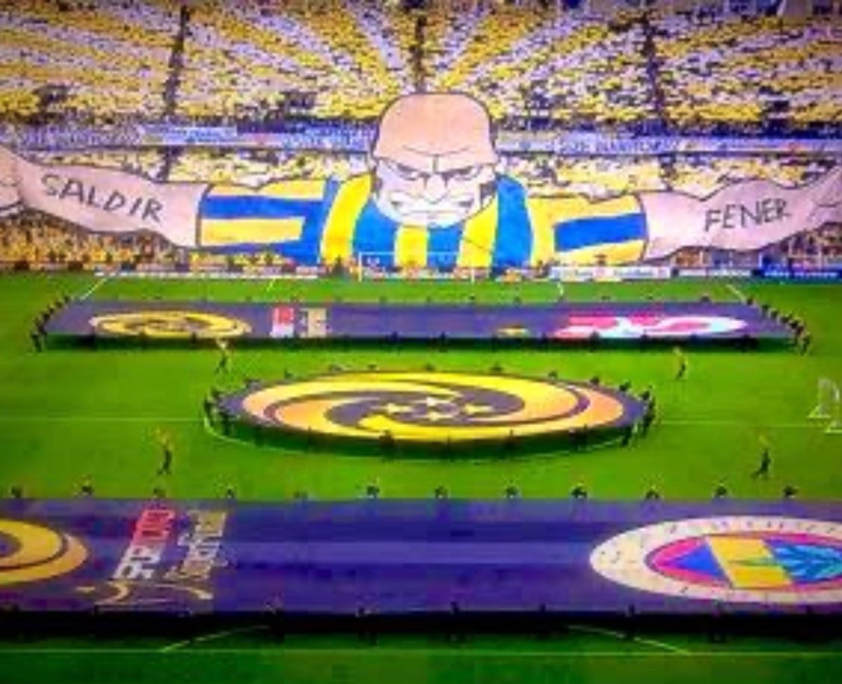 Lefter1_'s tweet photo. Gunaydinnnnn💛💙✌️🍫☕️

#Armaninpesindeyiz 👊
#BizFenerbahceliyiz❤️ 
#BizlerİnandıkSizdeİnanın
#FightForTheFamily https://t.co/ysCIqf3MmK