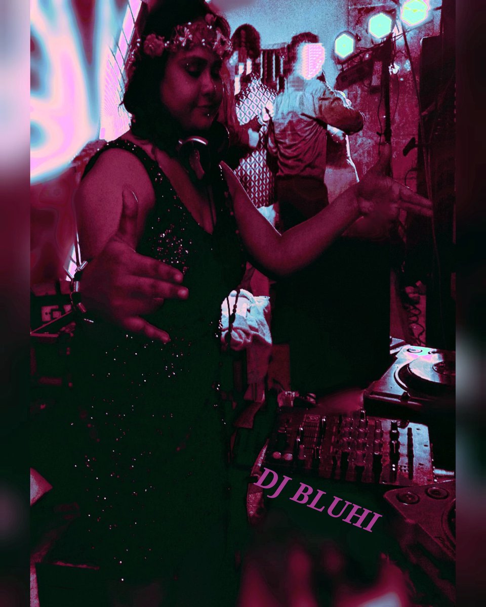 dj_bluhi's tweet photo. #India #djs #djing #djlife #music #pioneer #cdj800 #artist #eventplanner #eventorganizer #songs #bollywoodsongs #hollywoodsongs #partytime #nightlife #twitter #show #beats #rhythm #partypeople #partyplanner #partyppl #soundlight #headphone https://t.co/UbDKA2LdXD