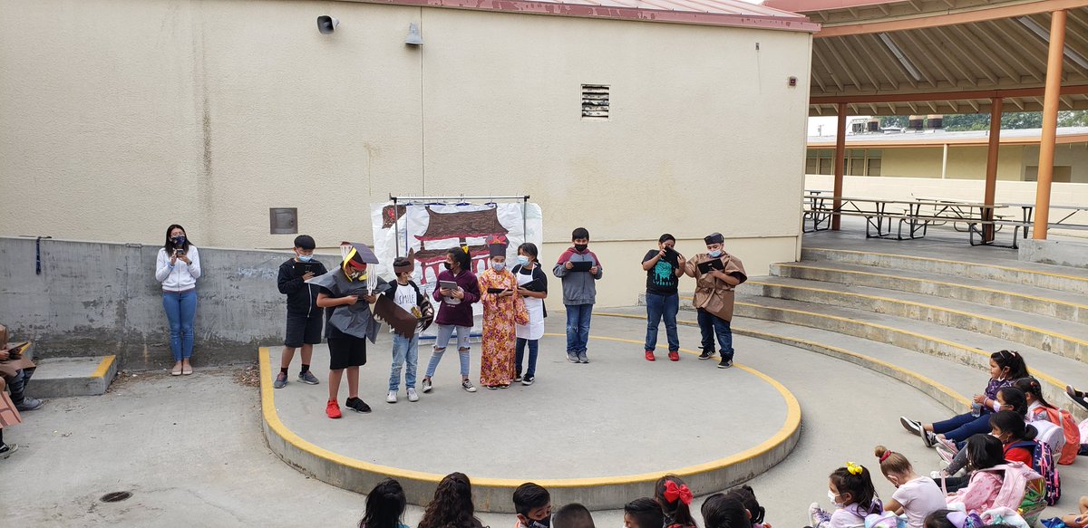 miss_godbout's tweet photo. I am very thankful for my amazing 4th graders! They rocked their reader's theater performance of "The Nightingale" today! #lhscd #laslomaselementary #4thgrade https://t.co/2osNtGxLI6