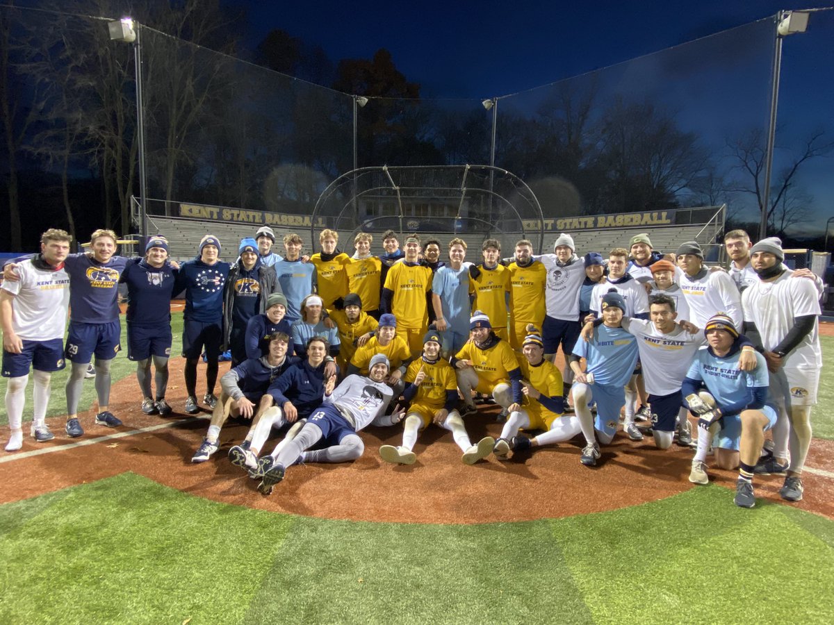 KentStBaseball's tweet photo. ~ OMAHA WEEK DAY 5 ~ 

fall season = over 

#BiteDown https://t.co/DU9beZMktd