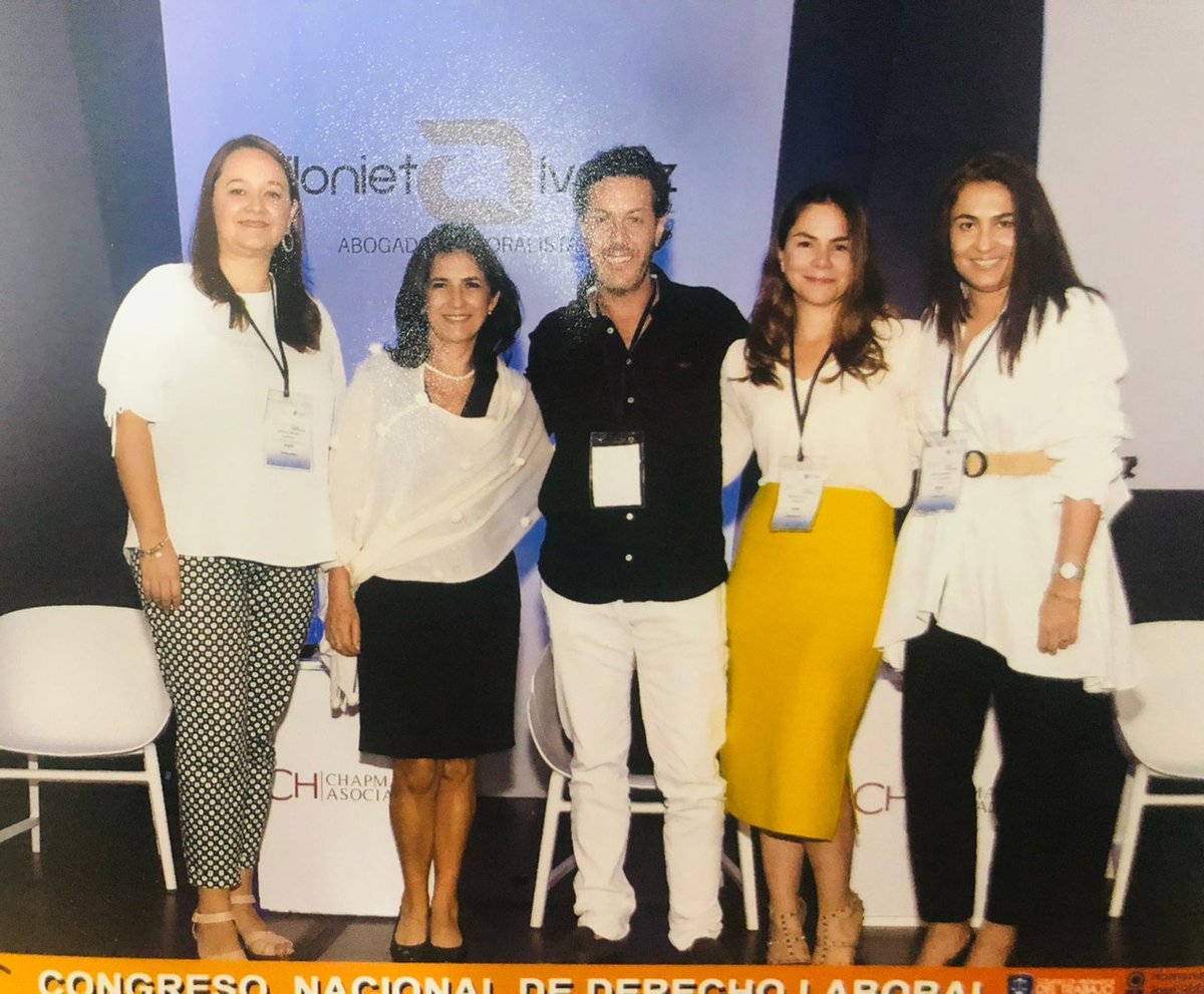 AbogadosDg's tweet photo. La Dra. Adriana Martinez, participó en el Panel "TRIBUNALES DE ARBITRAMIENTO-Concepto de igualdad entre acuerdos colectivos sindicales y nuevas reglas jurisprudenciales" del 39 Congreso Nacional de Derecho Laboral y Seguridad Social del Colegio de Abogados del Trabajo #trabajo https://t.co/uqzkJyOY4Y