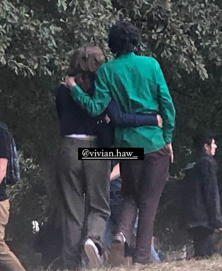 AccessWolfhard's tweet photo. Para quem não conhece ela, o nome dela é Elsie. 
Eles eram amigos e estavam sendo visto juntos bastante recentemente. https://t.co/Eptrbyu7Nb