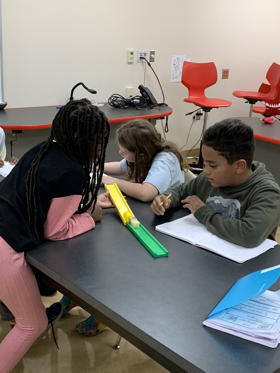 MsBrownTeach's tweet photo. Exploring forces earlier this week in the science lab! #hmeproud https://t.co/0fKH987l2P