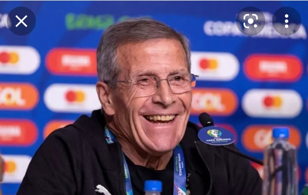 FtdHumana's tweet photo. ⚽ Al gran técnico, Maestro y persona que es el Sr. Oscar Washington Tabaré mi profundo agradecimiento por todas las alegrías que nos dio en estos años, por el ponernos otra vez en la ventana del mundo y por enseñar que el deporte, este que está tan jodido por don dinero,  deja.. https://t.co/mulstiq8Vc