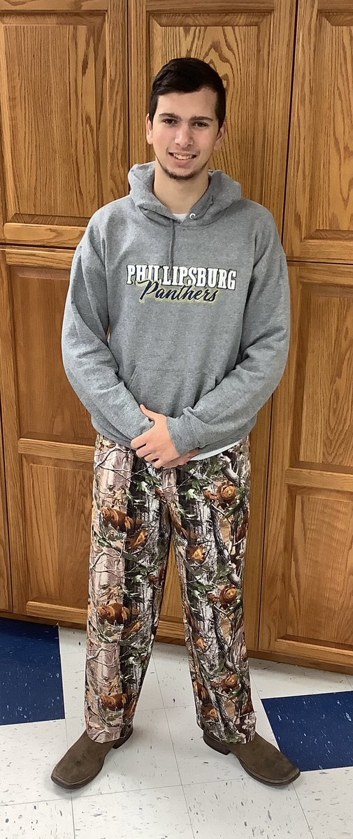 MrsYzar's tweet photo. More pj completers…it never gets old!  It’s so exciting to see them wearing something they created!!

#ksfcsed #selfpaced #goalbased https://t.co/cbjzfgRmuG