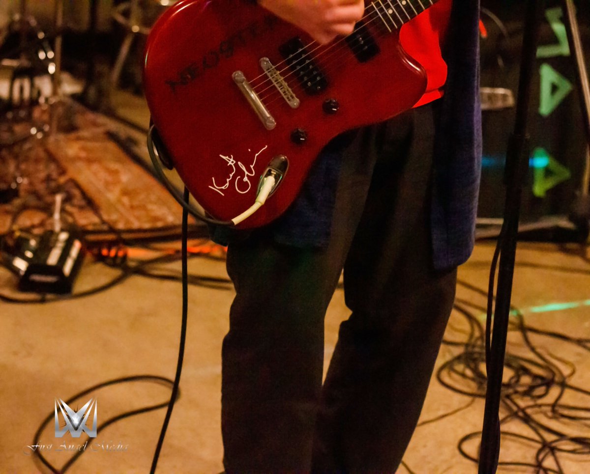 NeostemBand's tweet photo. part 1 of the pictures from our latest show at the halftime lounge on 11/13/21 #music #livemusic #grunge #alternative #neostem https://t.co/m2O9Rd3h4C