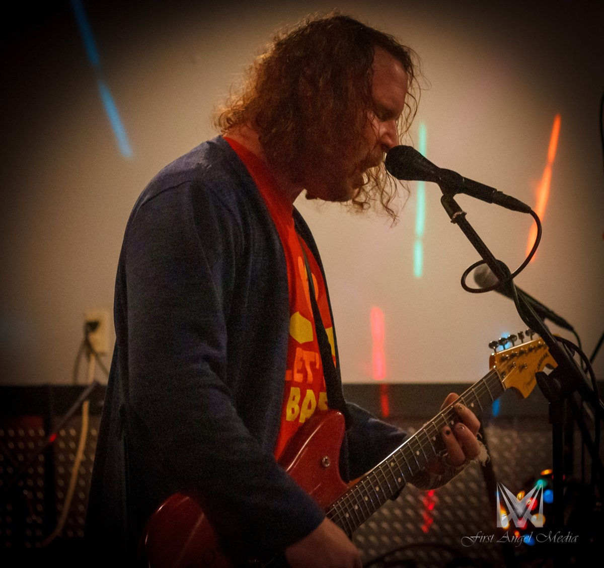NeostemBand's tweet photo. part 1 of the pictures from our latest show at the halftime lounge on 11/13/21 #music #livemusic #grunge #alternative #neostem https://t.co/m2O9Rd3h4C