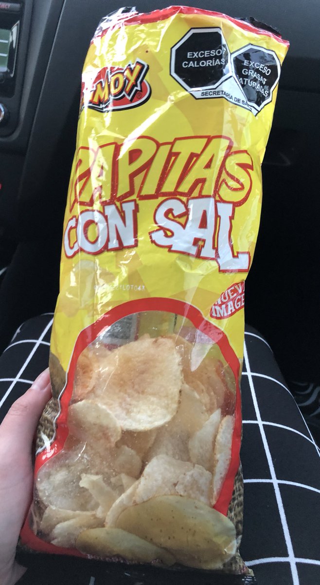 LeeleeSponge's tweet photo. @Tiendas_OXXO de #tlayecac vende papas rancias 🤢 @BJulimoy 

@OXXO_Escucha https://t.co/osMjl43HTf