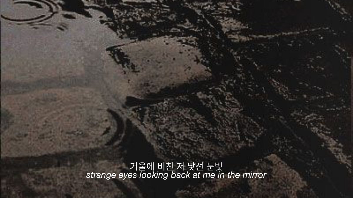wordsbyexo's tweet photo. runaway (exo), 2021 https://t.co/YWDWJypvQL