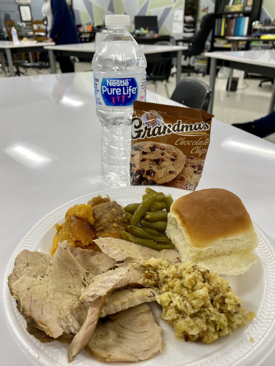 namba1teacher's tweet photo. Math by the fire, cracking codes, and a yummy meal provided by our amazing  @RiverdalePTO make for a successful Friday! Hope everyone has a wonderful Thanksgiving Break! 🦃🧡 https://t.co/hJINuHtkfv