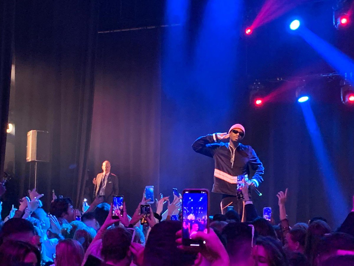 collegedeparis's tweet photo. @Dadju en concert privé pour nos élèves de @keyceacademy et @_digitalcollege à Montpellier ! https://t.co/EWRyIb3eXd