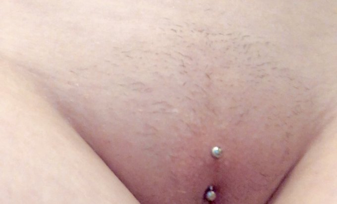 Don&rsquo;t mind my unshaven mess! But look at my new piercing!! Better pics coming soon ofc  (Full pic on